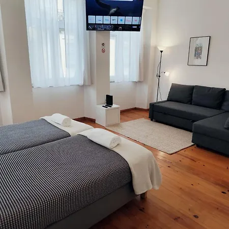 Seagulls Apartment